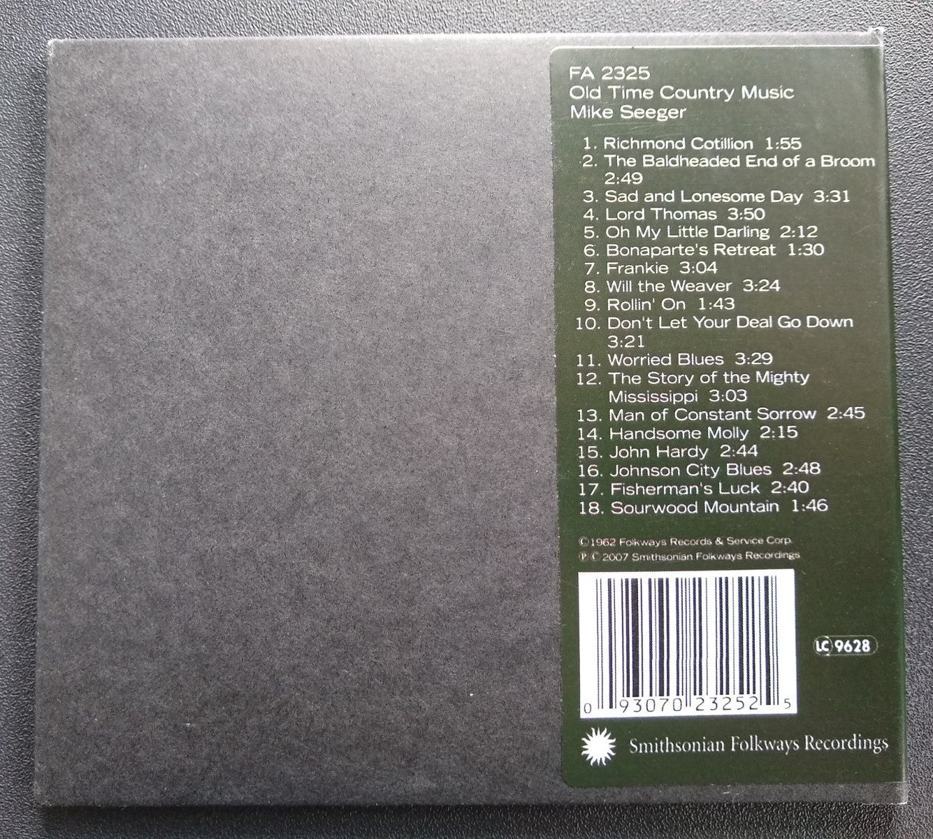 Mike Seeger - Old Time Country Music (Smithsonian Folkways Archival)